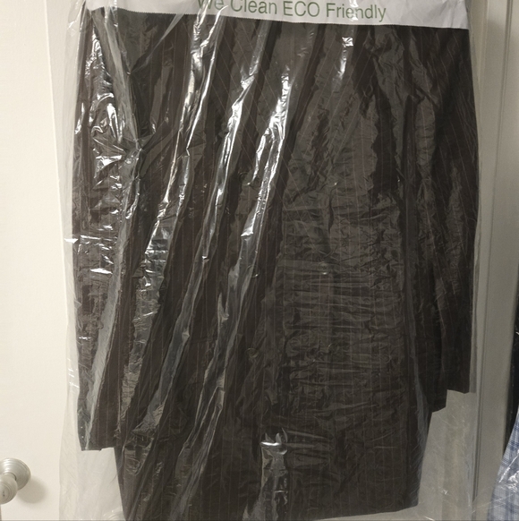 Hugo Boss suits and Dolce & Gabbana - Picture 3 of 5